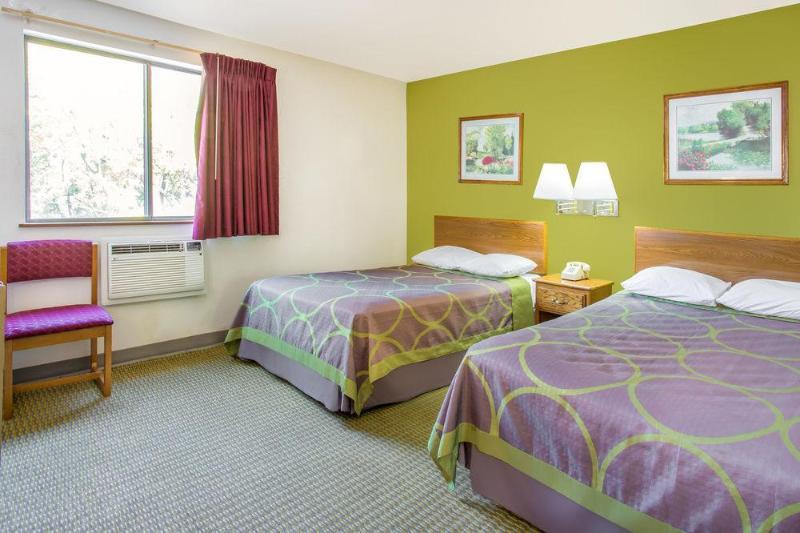 Super 8 By Wyndham Richmond/Chamberlayne Rd Hotel Yellow Tavern Eksteriør billede