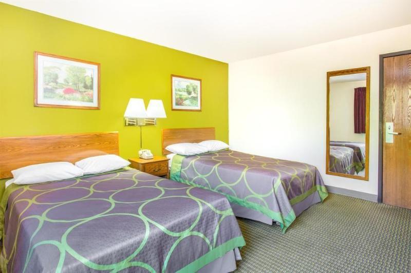 Super 8 By Wyndham Richmond/Chamberlayne Rd Hotel Yellow Tavern Eksteriør billede